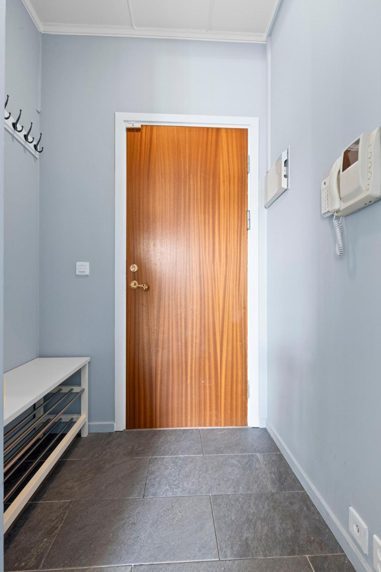 Modern And Bright Apartment In Central Осло Экстерьер фото